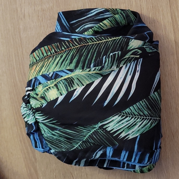 Gorgeous Tropical Maxi Dress - Picture 12 of 12